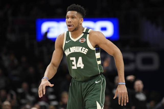 76人王牌球员创赛季得分新高，媒体热捧，结果中心作为功能.