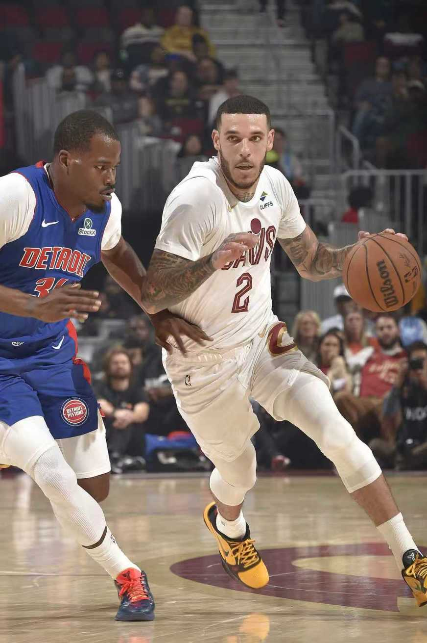 开云-里尔复出首秀备战NBA季后赛今夜底特律活塞调整名单以备亚冠,连对手都承认:阿森纳今夜止住颓势的简单介绍-开云